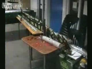 Le Domino des bouteilles de biere !! excellent  !!!!