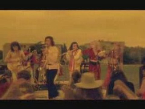 MES MEILLEURS AMIS REVOLUTION