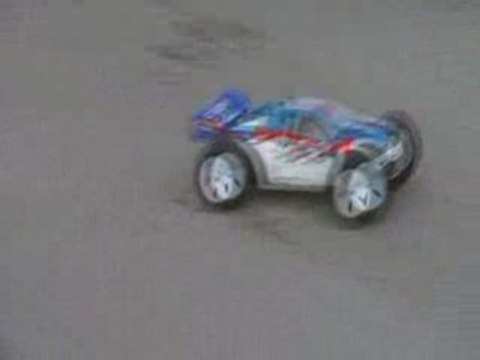 Kyosho inferno st us en rodage