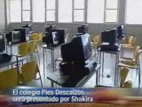 Shakira visite le college pies descalzos Barranquilla 04.02.