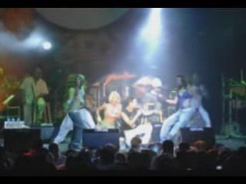 Serdar Ortaç - Yapraklar