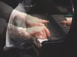 Yiruma - River Flows in You