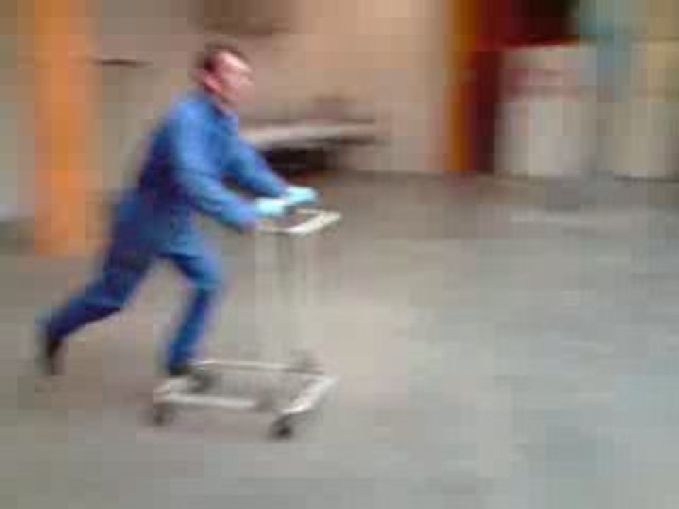 Romain en wheel en chariot
