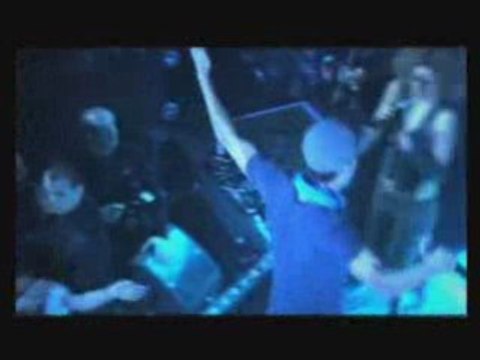 ENRIQUE IGLESIAS AT VIP ROOM THEATER