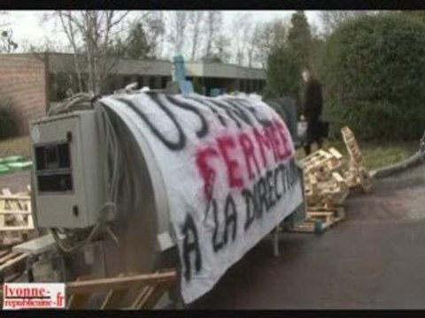 Les grévistes de Paul-Renard maintiennent le blocus