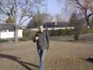 Thib qui fait de la patinoire gratos