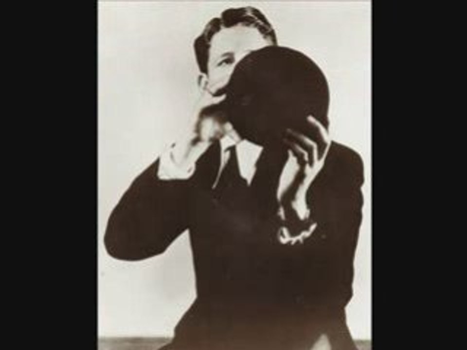 Rudy Vallee - Love Is The Sweetest Thing