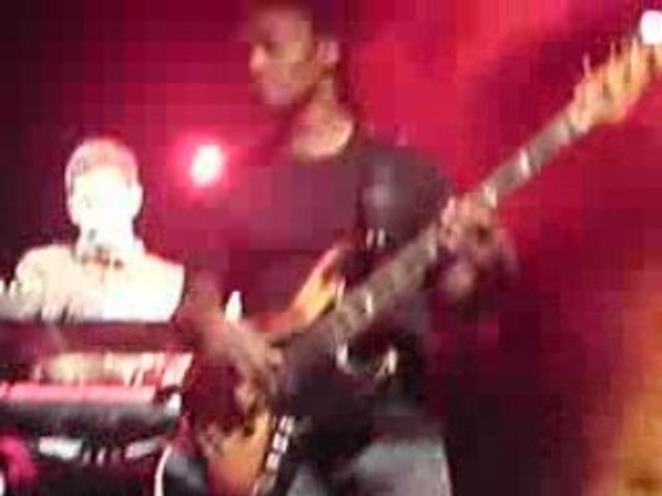 Nneka à nantes African