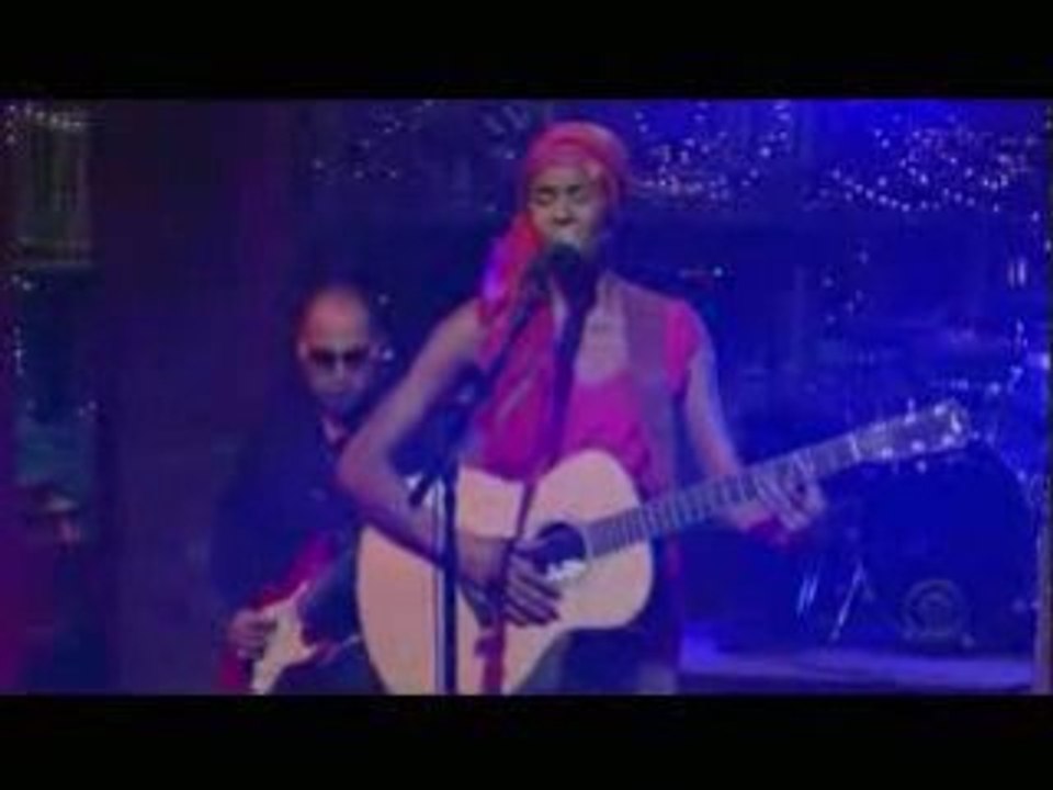 LETTERMAN Ayo (Down on My Knees)