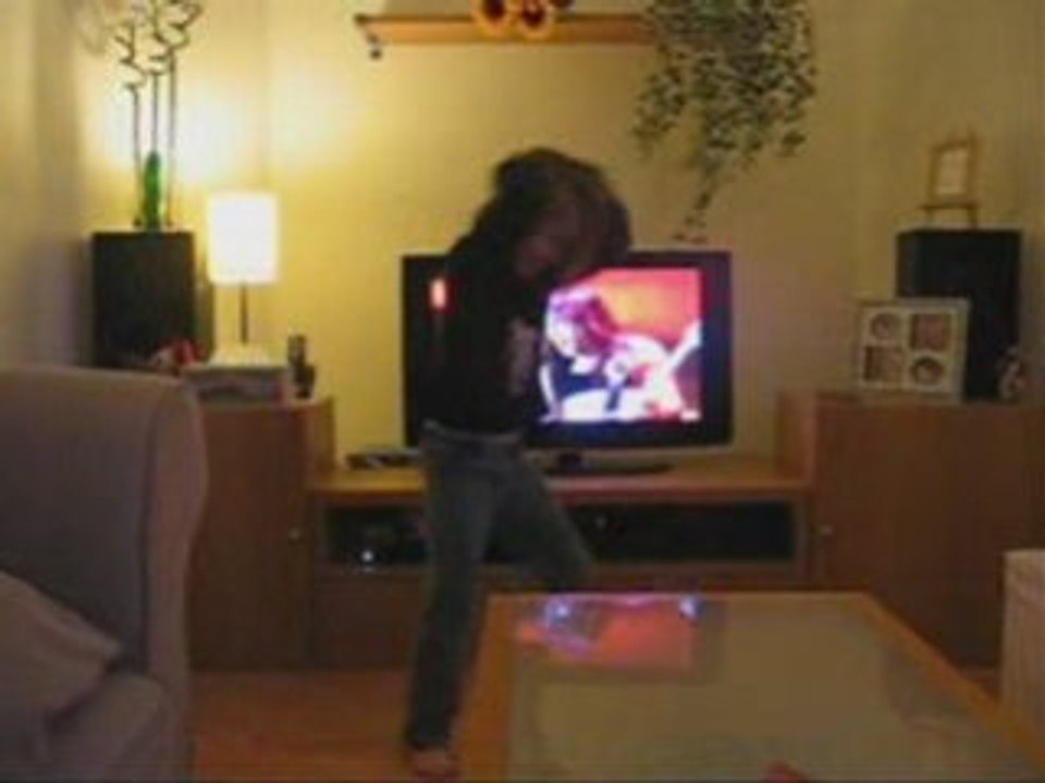 Emma's Headbanging