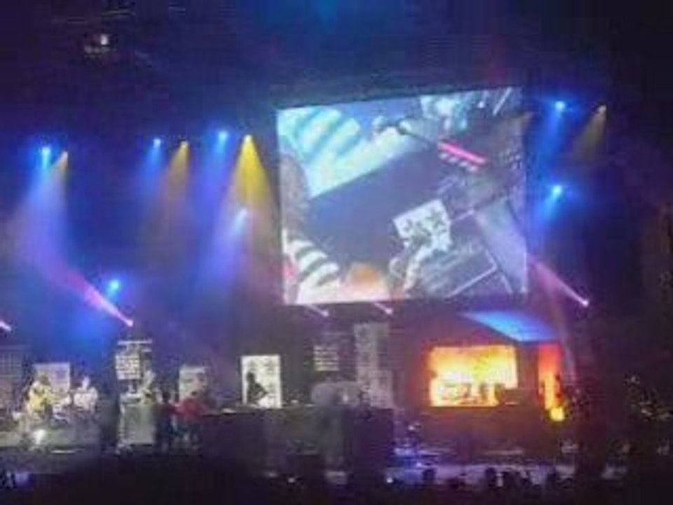 Amy Mc Donald en direct du Zenith de Strasbourg chez Cauet