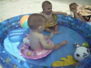 daniel,radina i monika na plaj