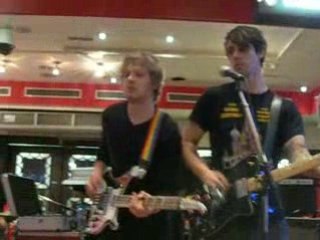 Cazals - Life Is Boring - Paris - 04/02/2009