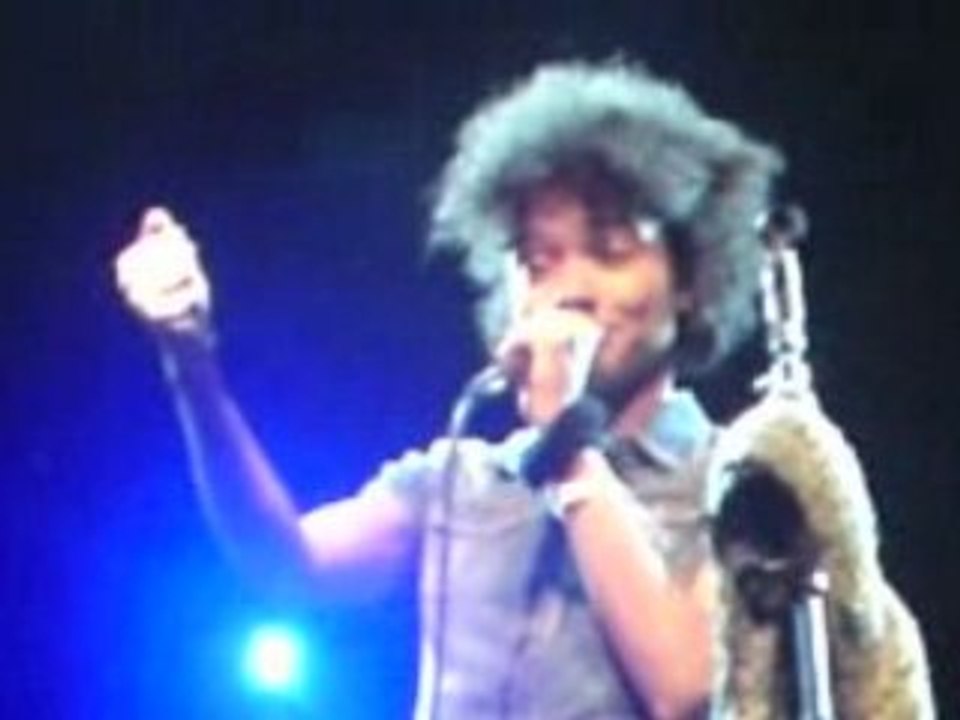 Nneka à nantes parle!!!