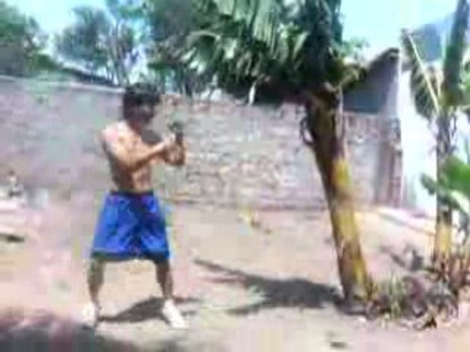 MUAY THAI primitive training