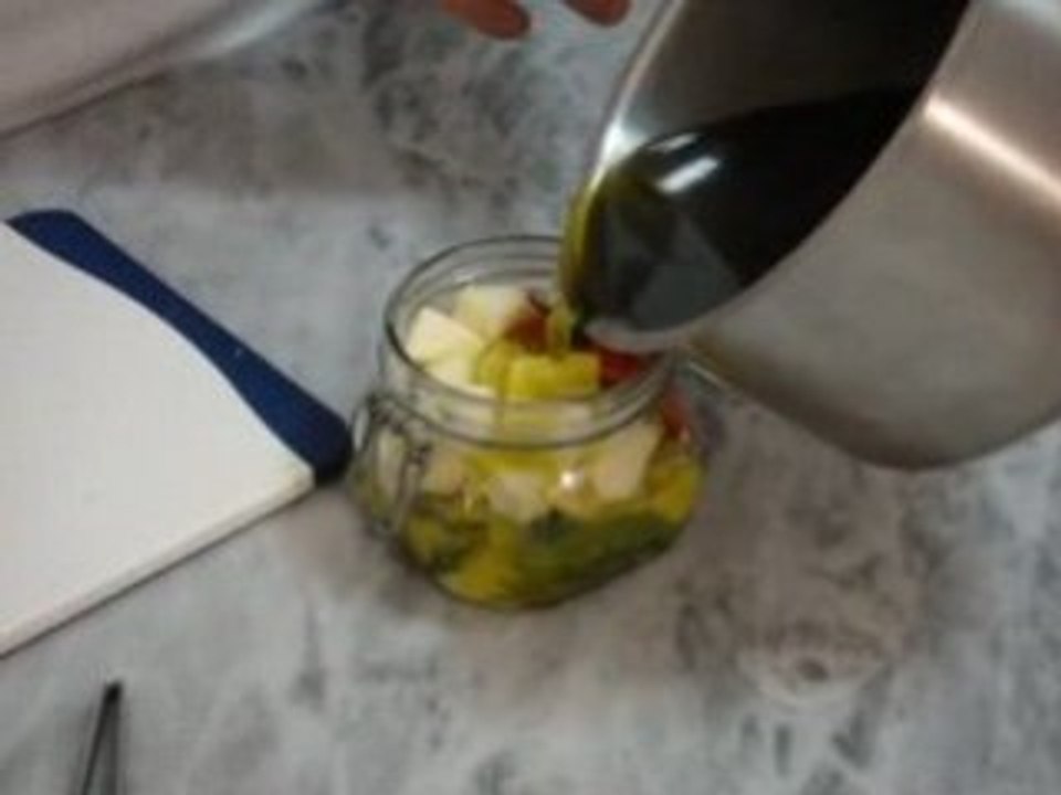 ACEITES SABORIZADOS O INFUSION DE HIERBAS EN ACEITE