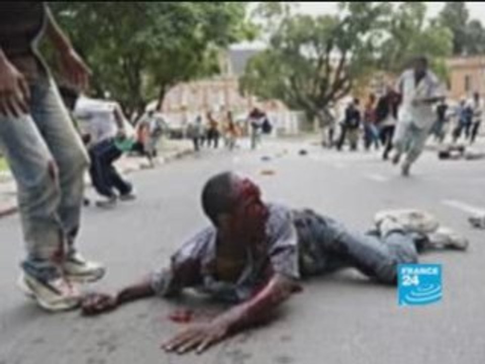 Bain de SANG à Madagascar 07/02/09 (3)