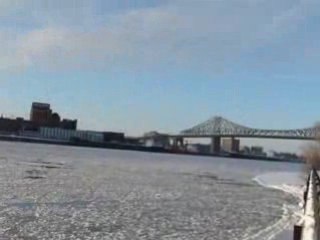 Petite vue sur le Saint-laurent bien glacé...