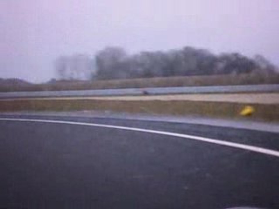 07-02-09- Porsche 997 S - circuit La ferte gaucher - partie1