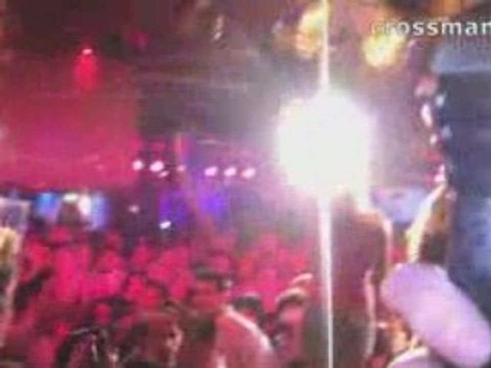 Bodemloos - FHM Buurmeisje verkiezingen