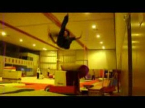 Winter 2009-acro/tricks by jolee