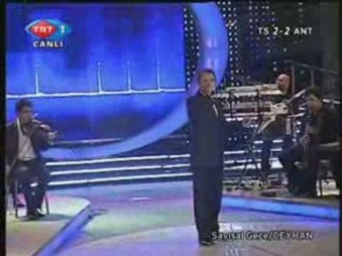 Ferdi Tayfur - Emmoğlu - Canlı Performans