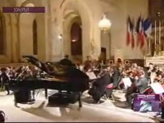 P.S - qartuli kultura sazgvrebs garet - koncerti parizshi