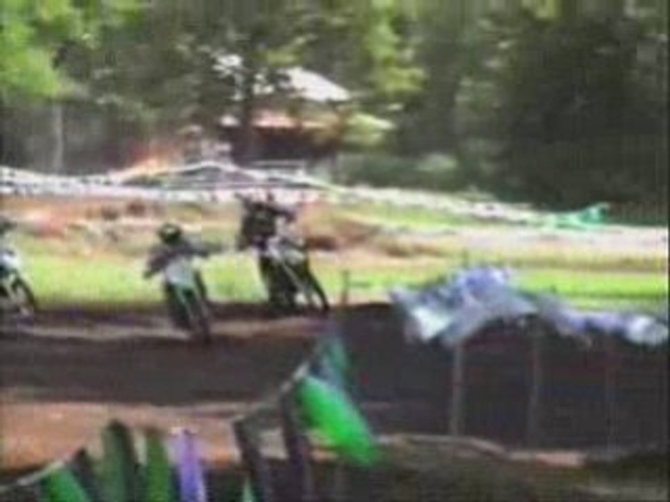 Les 1er tour de roue de travis pastrana