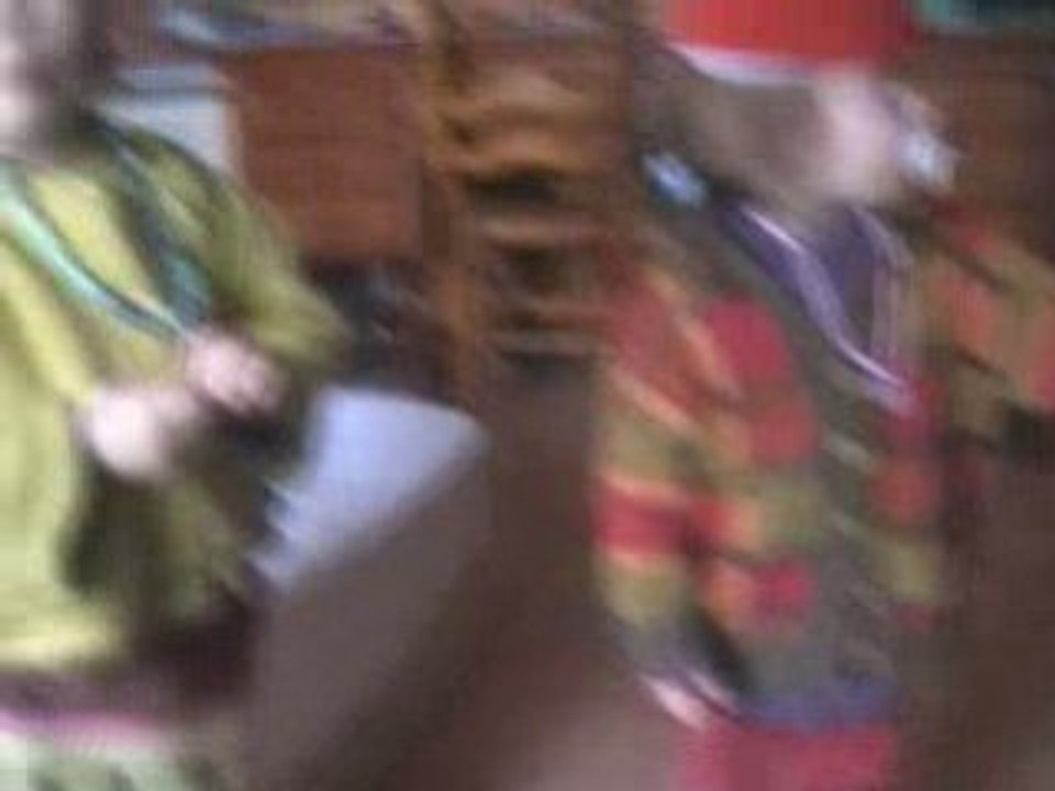 8fev09-dimancheondanse