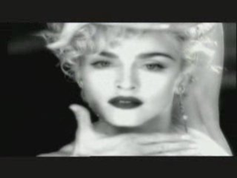 Madonna Vs Robbie Williams - VogueBox