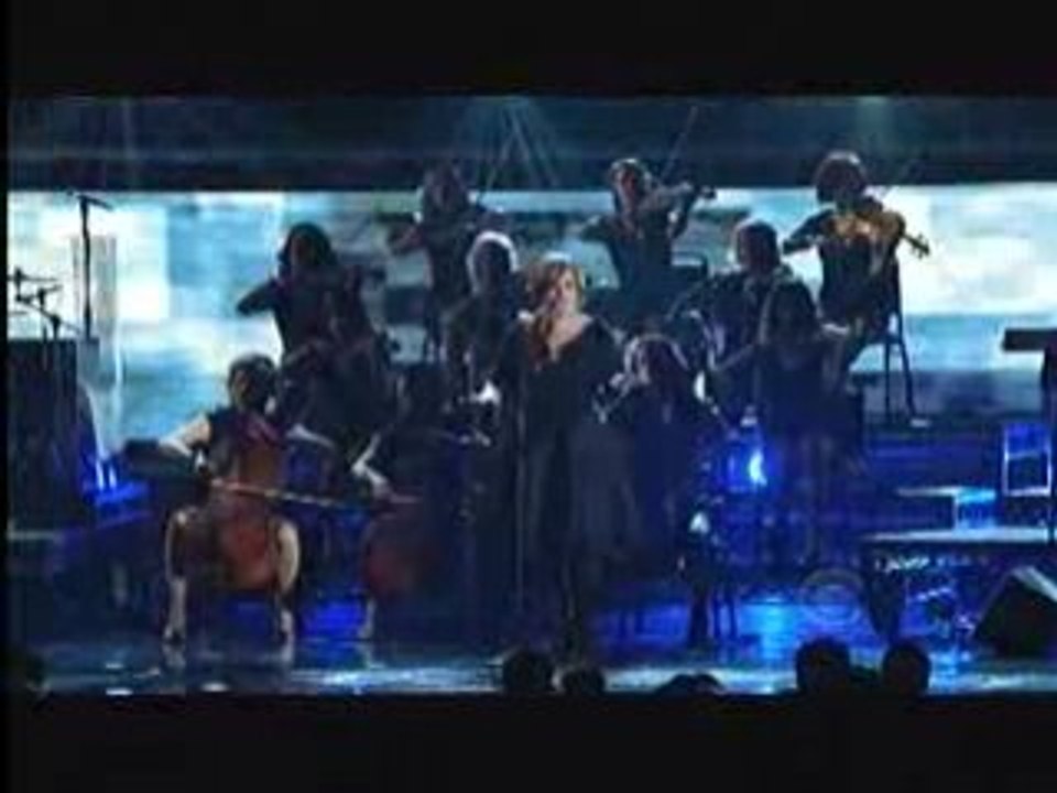 Adele - Chasing Pavements