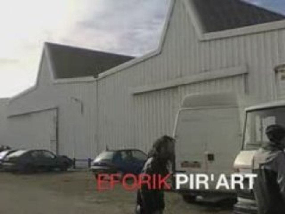 07-02-09-eforik-pirart-hangar-toulouse