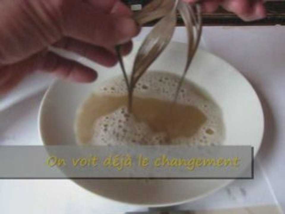 Quill de paon ébarbè