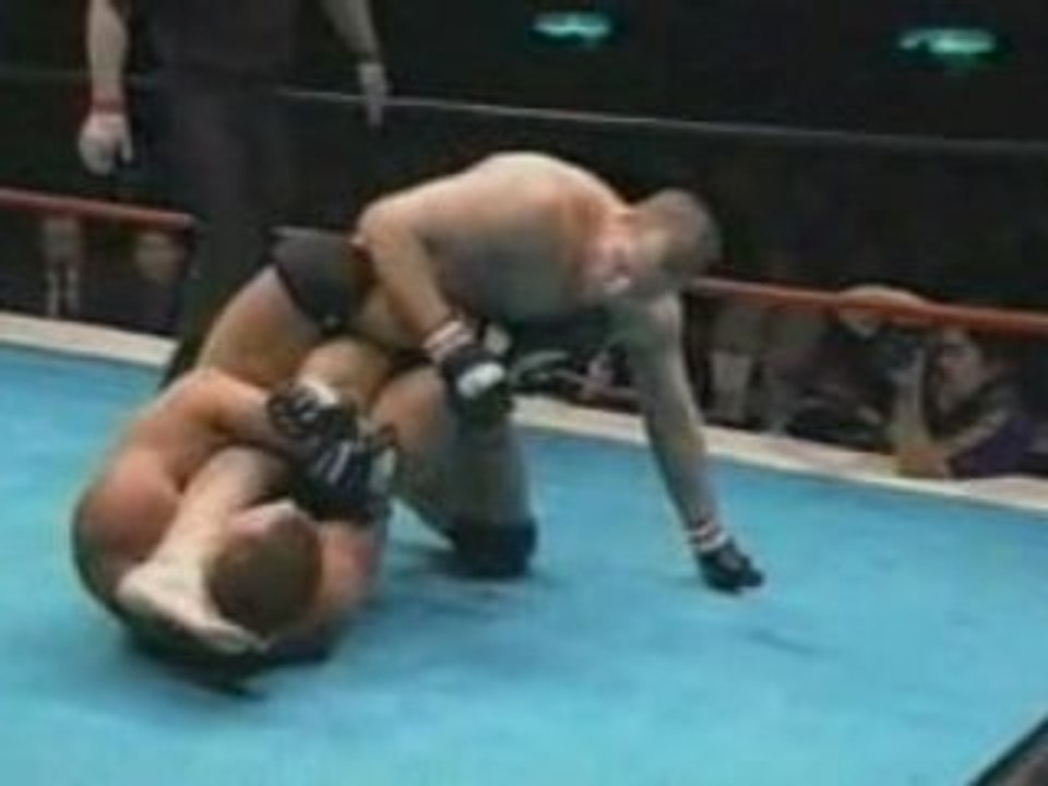 Fedor Emelianenko vs Chris Haseman - Part 2