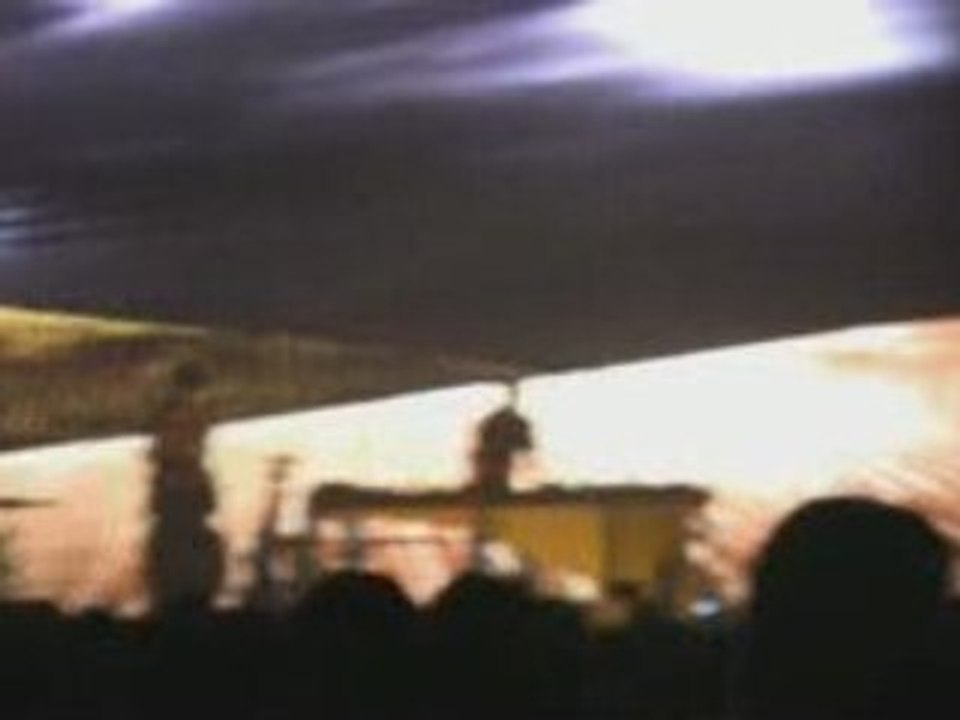 NIN - LITS - Victoria - 11 - 21 Ghosts III (720p)