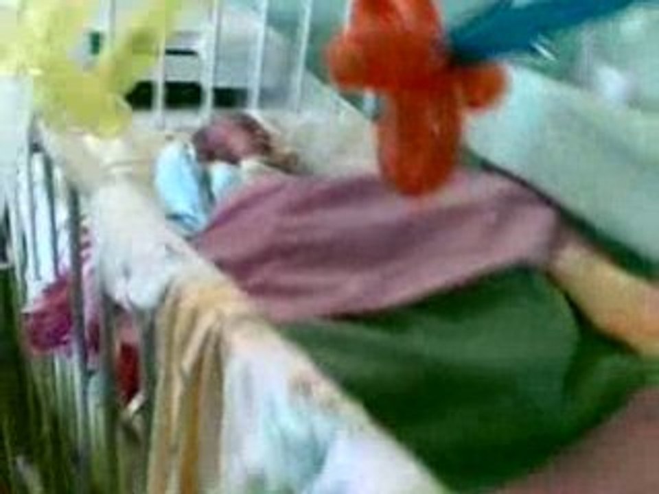 Des mamans heureuses complices des clowns !!!  WOAOUU