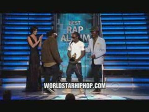 Lil Wayne Wins A Grammy For Best Rap Album @ Grammy '09