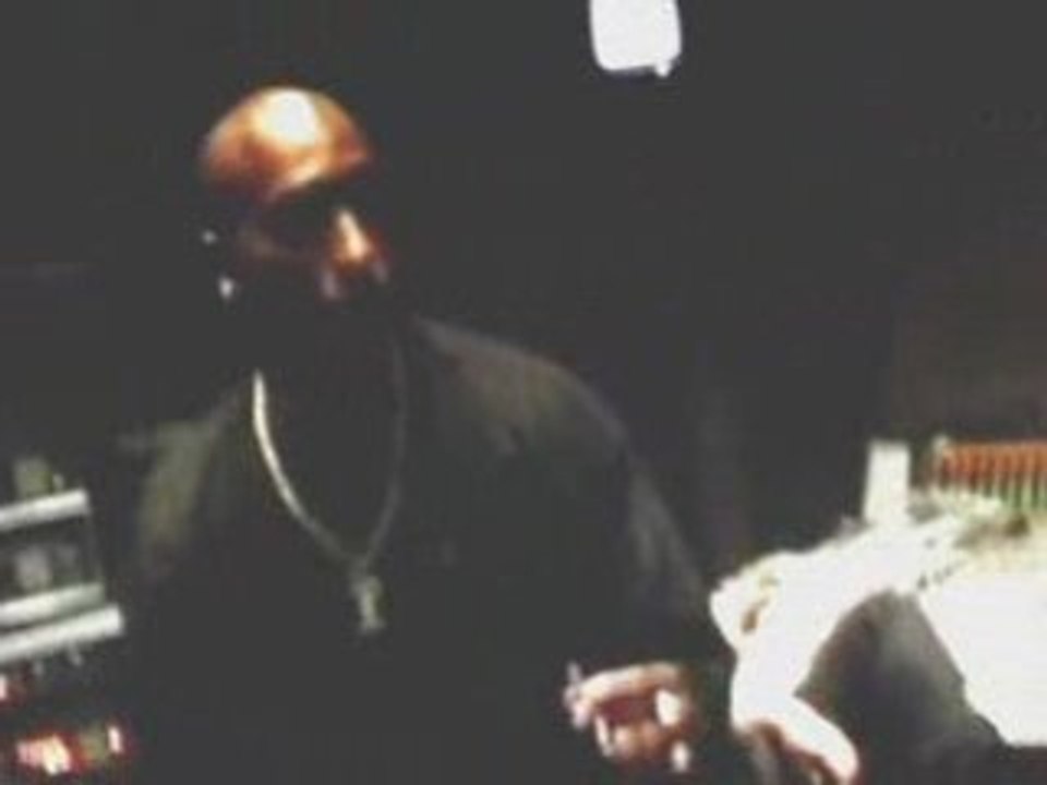2pac - Thug Style (Remix) n°50