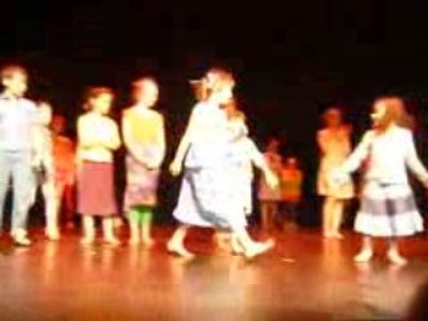 Le petit cadeau saluts - spectacle Z.Zonzon, Odéon, Nîmes