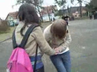 HØouna &Moi qui dansons~ CAGERESAMERE:D