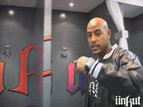 Booba présente la boutique officielle Ünkut