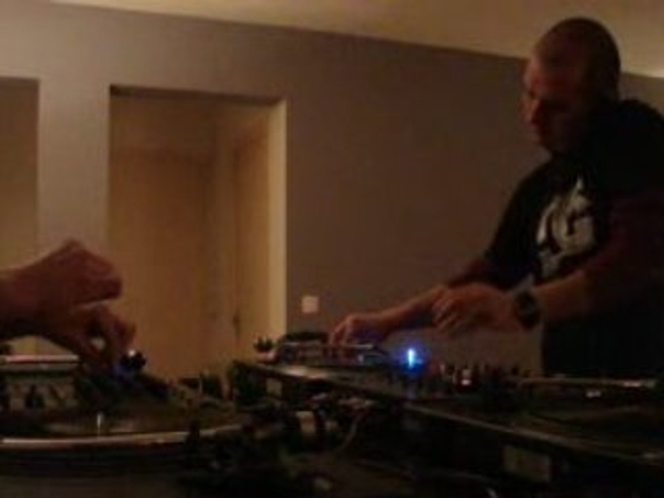 Toxix vs Neeko thomas @ versus party