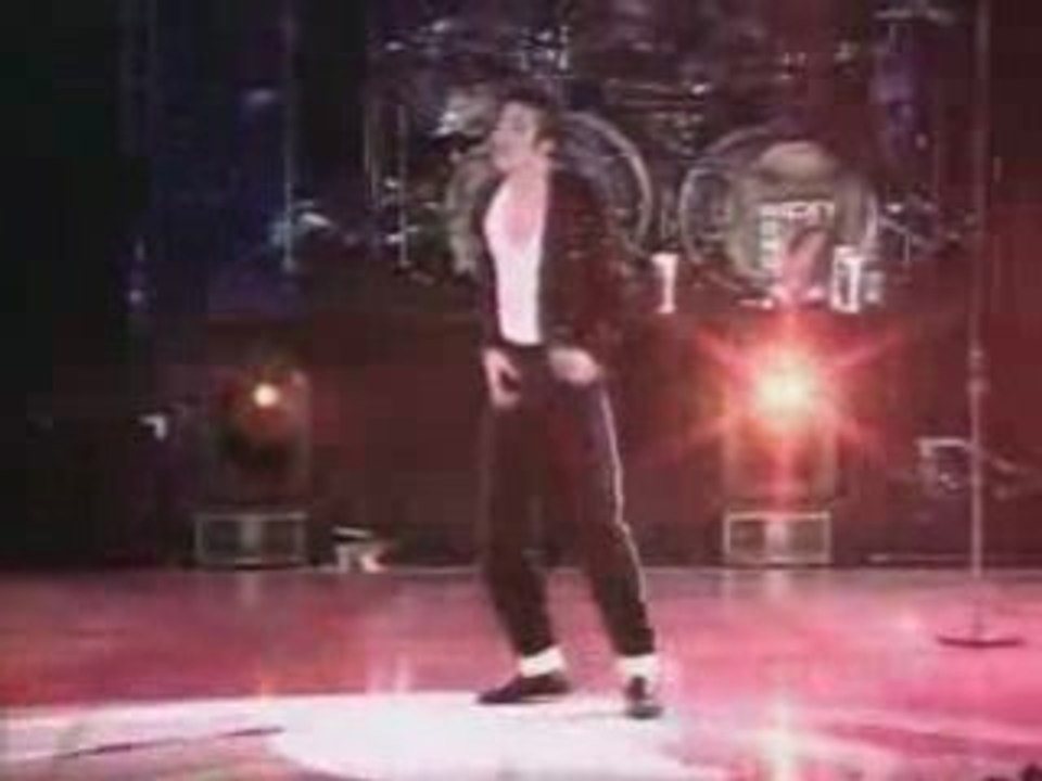Michael Jackson Billie Jean Live In Bucharest (complet)