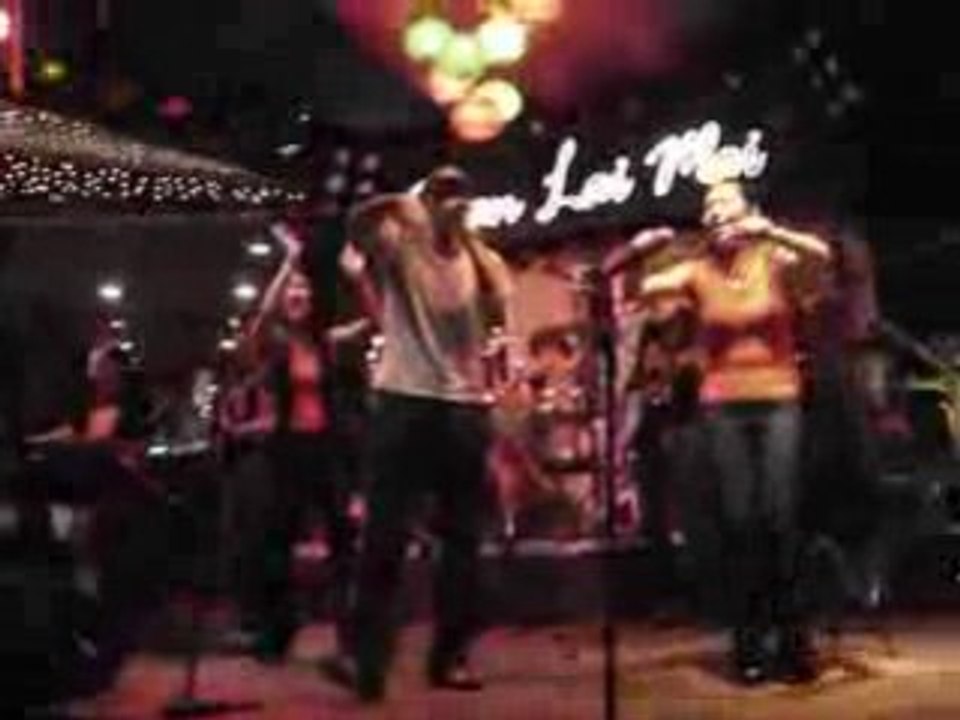 Konserde fenere adanmış parça