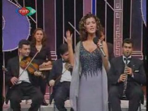 Elif Güresçi O siyah gözlerini bir daha olsun göreyim