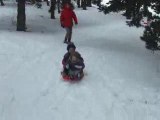 les enfants à la neige