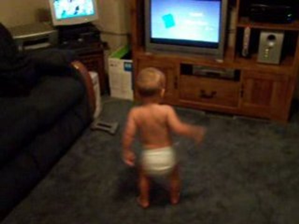 μωρο χορευει