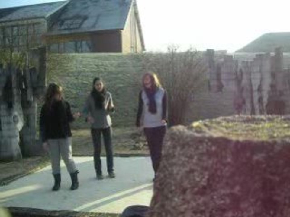 C'est L'histoire de Meloche Loulouche && Momochee.