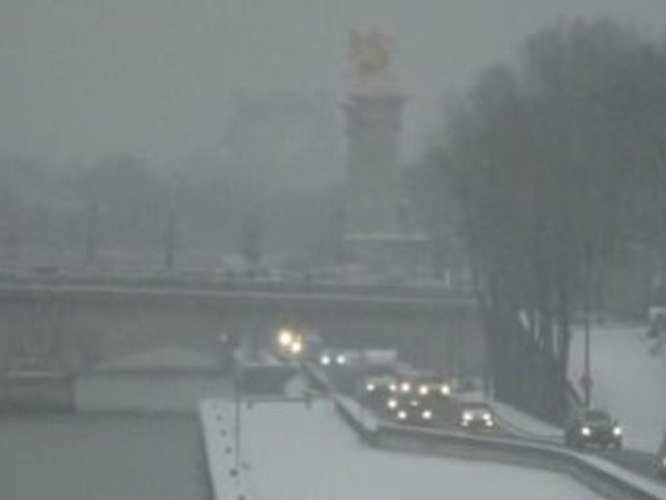 Neige à Paris