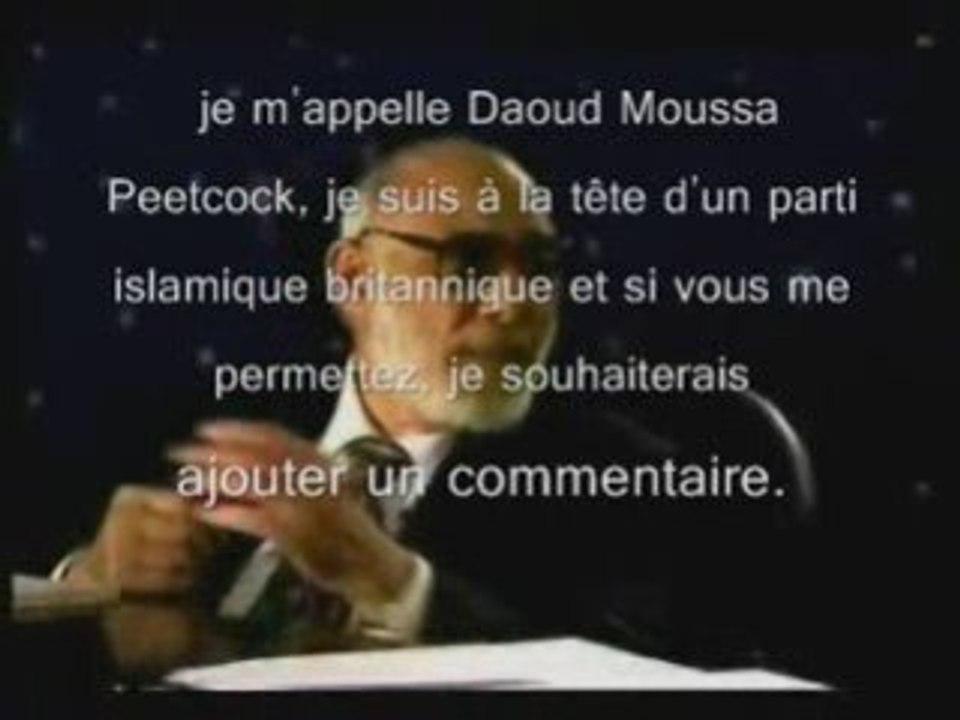 1. L'Heure approche et la lune s'est fendue.